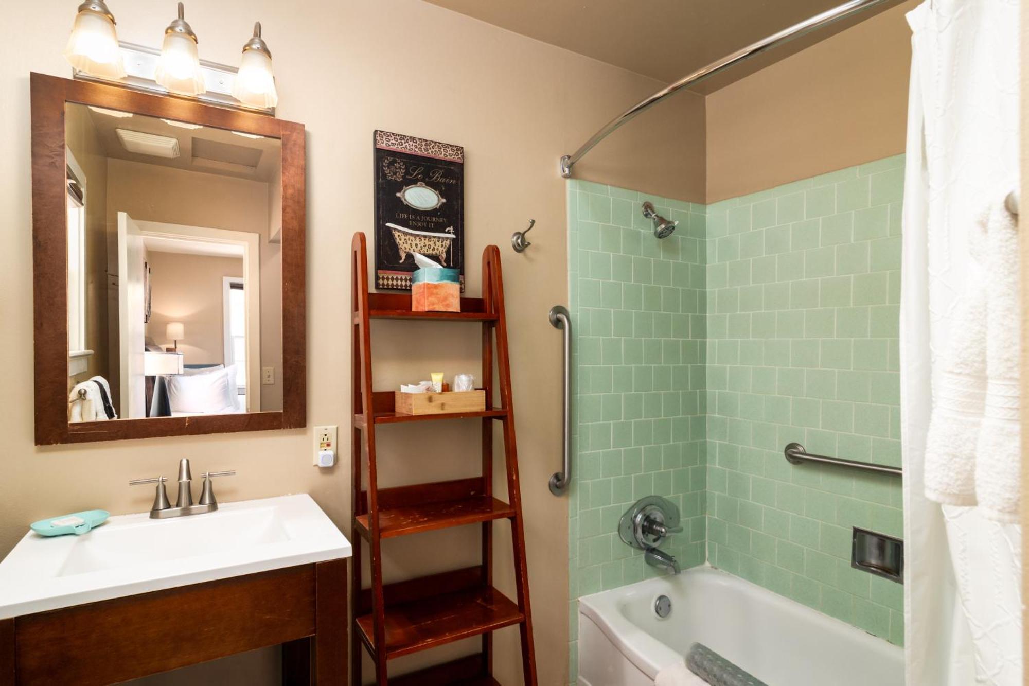Prescott Pines Inn Екстериор снимка