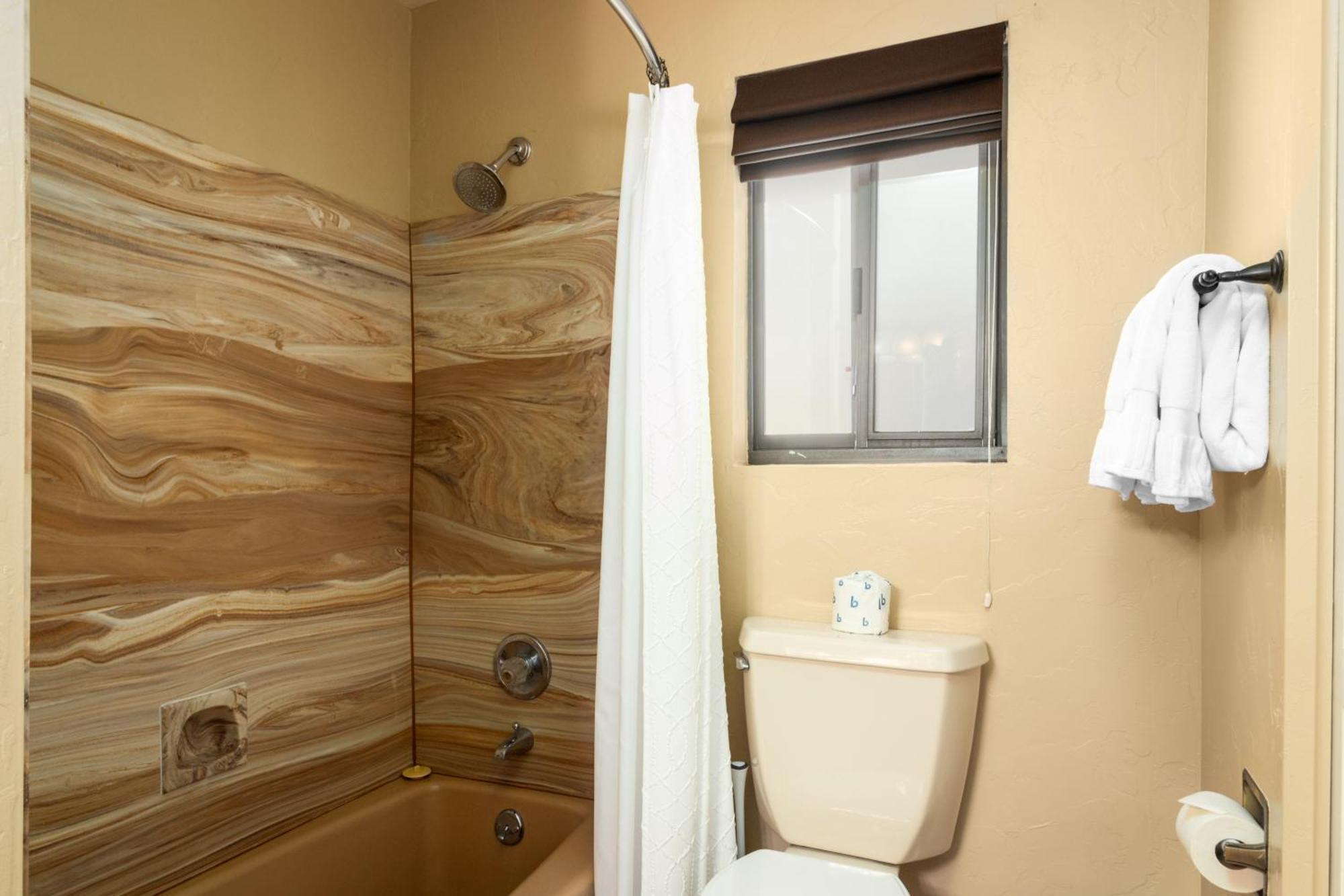 Prescott Pines Inn Екстериор снимка