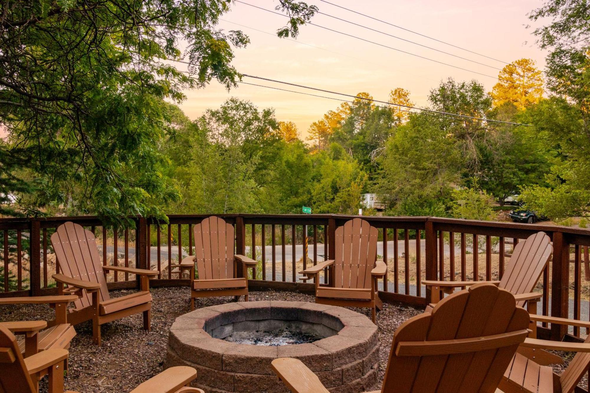 Prescott Pines Inn Екстериор снимка